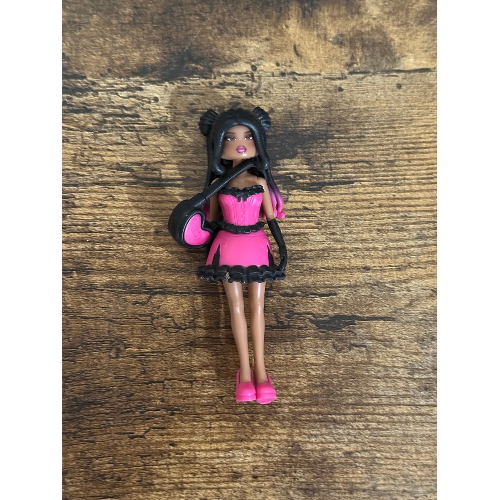Dress to impress Roblox sweet romance doll